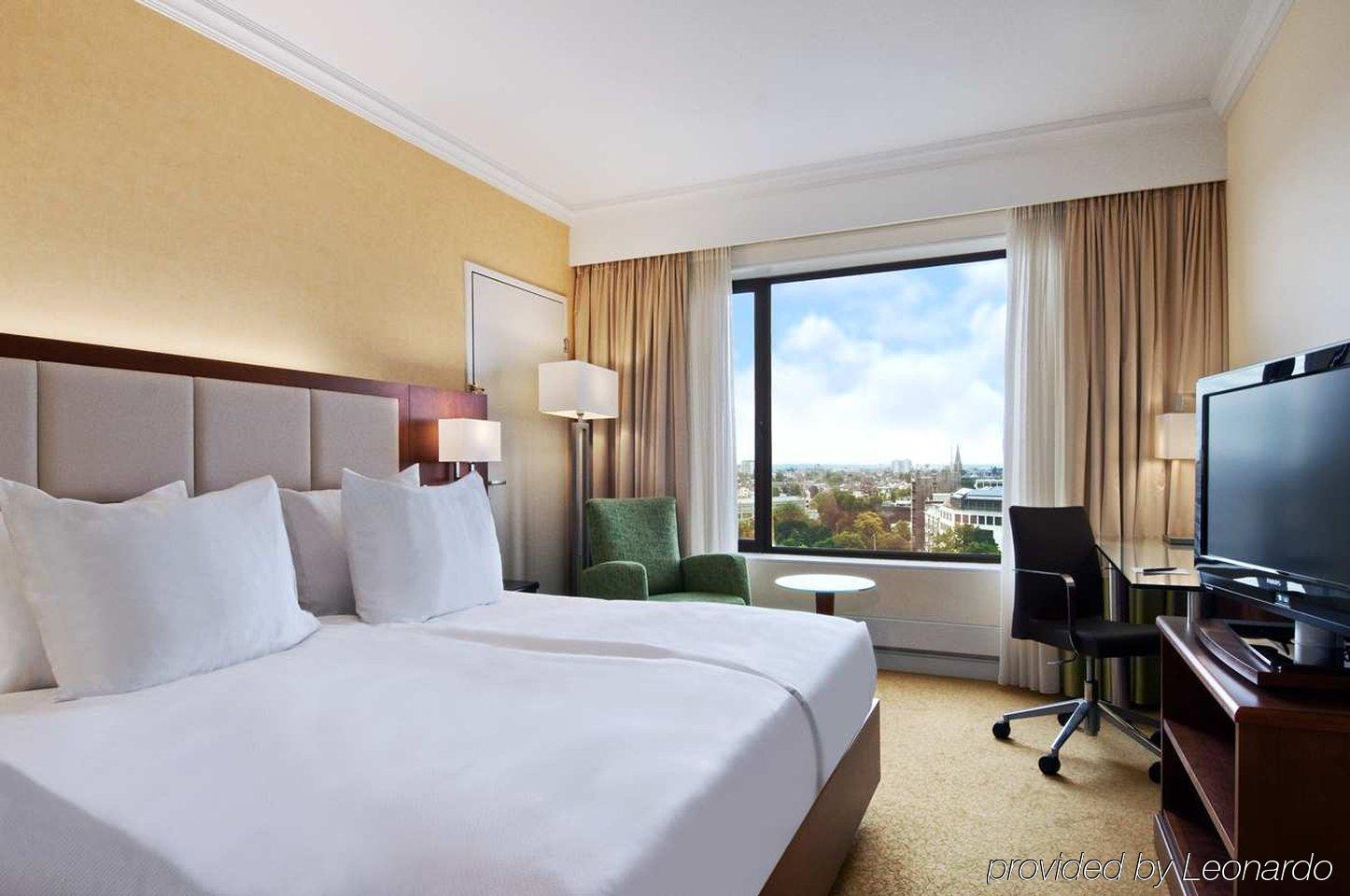 Hilton Basel Hotel Ruang foto